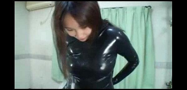  Japanese Latex Catsuit 31